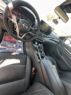 نيسان ألتيما